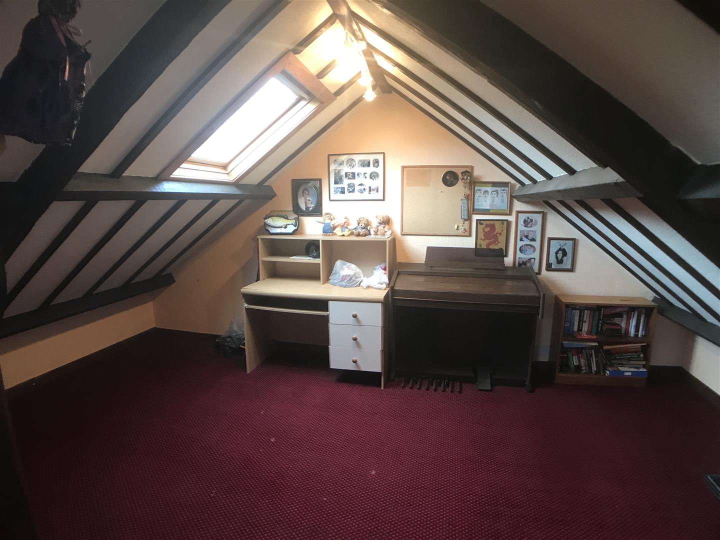ATTIC ROOM